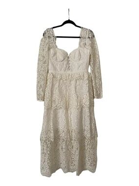 Ivory Lace Tiered Long-Sleeve Wedding Dress